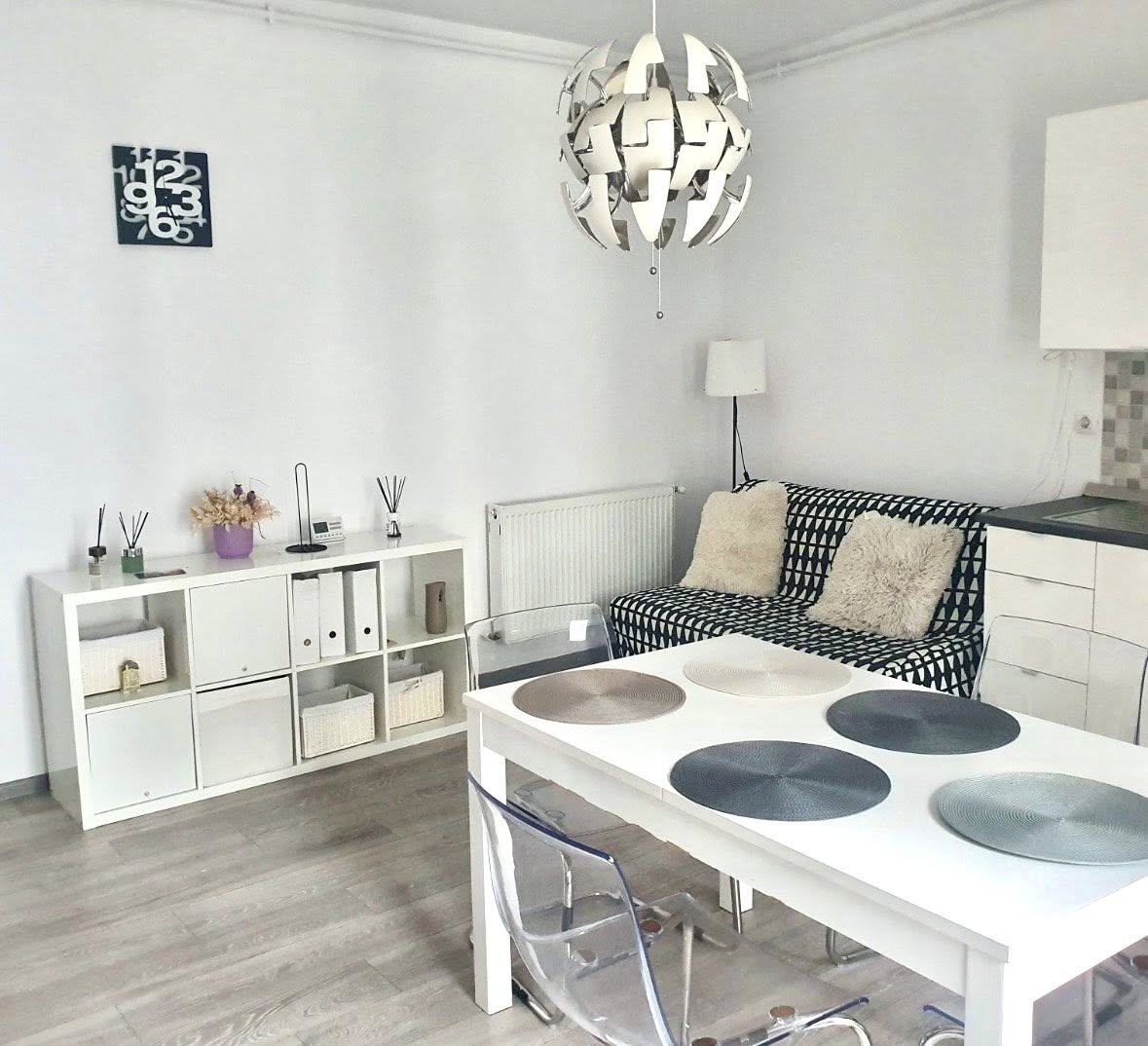 Apartament cu 2 camere în zona Semi Centrala