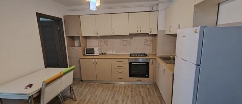 Apartament cu 2 camere decomandate în Mărăști